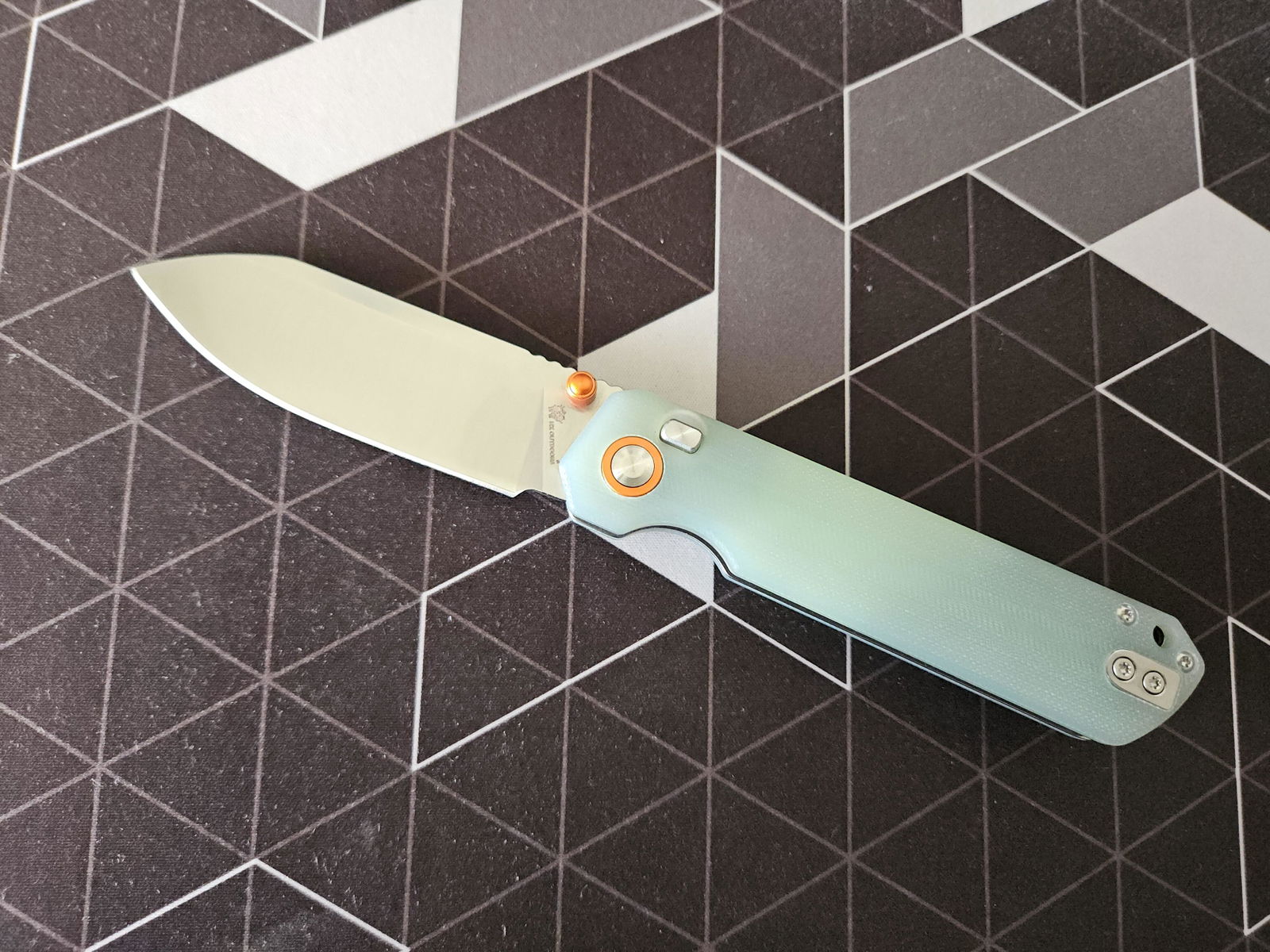 HXOUTDOORS HYLA 14C28N Black Blade G10 Handle | EDC Button Lock