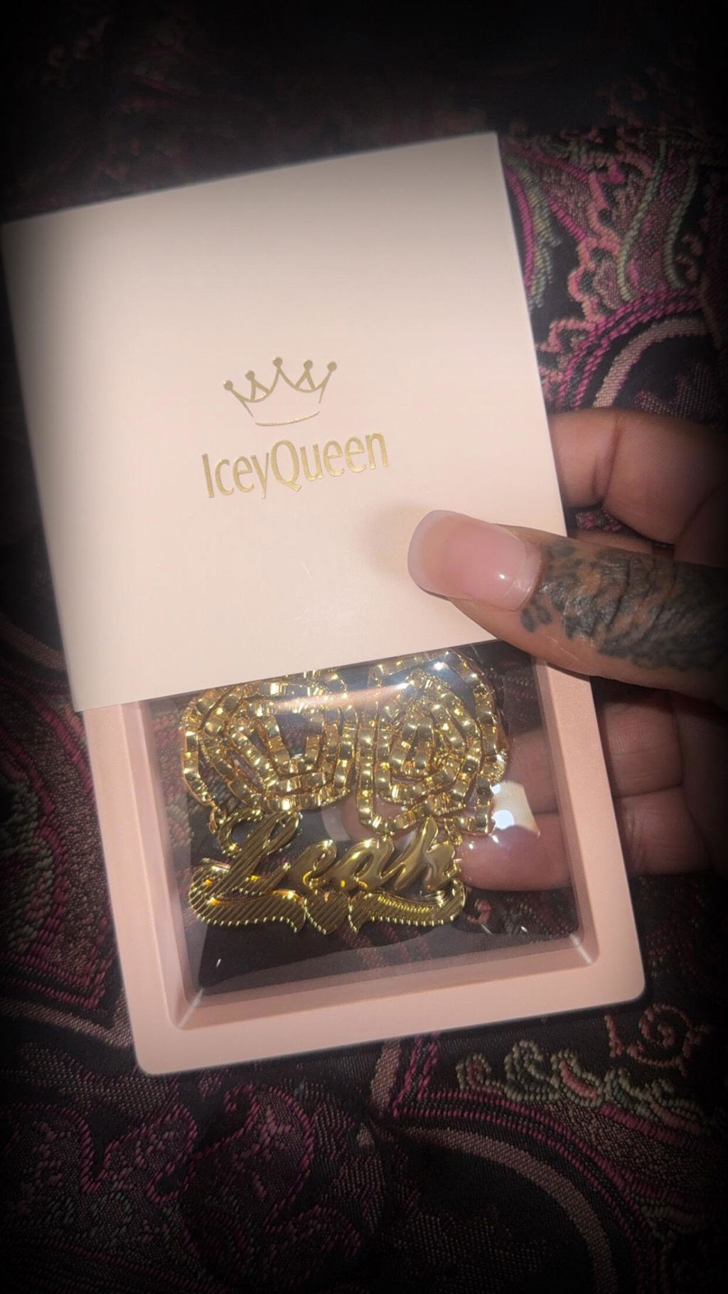 Queen's Bamboo & Hearts Custom Name Set
