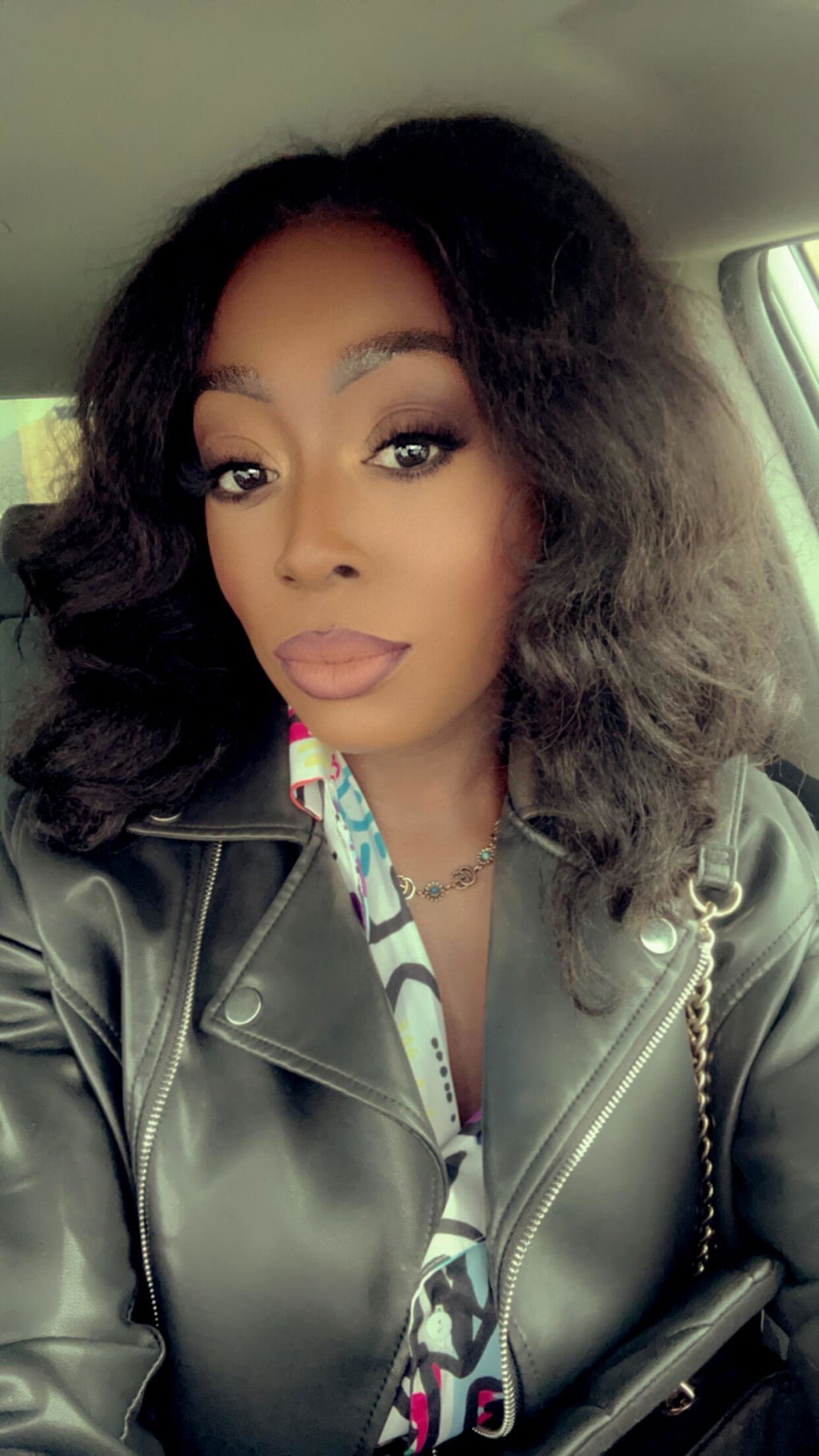 Put on & Go Beach Wavy Kinky Edges Pre-cut Lace Bob Wig