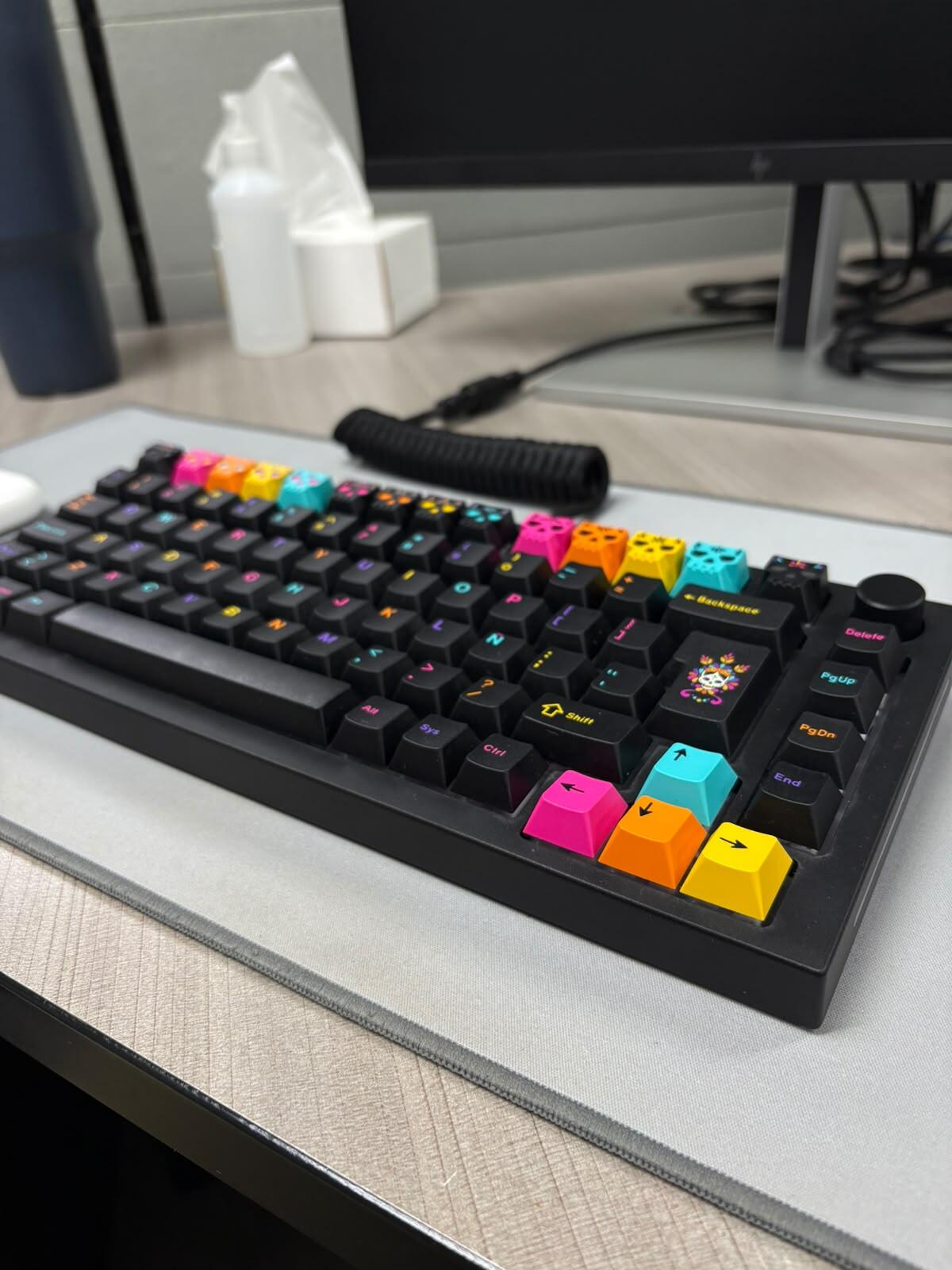 In Stock] 80082 x RAMA Artisan Keycap