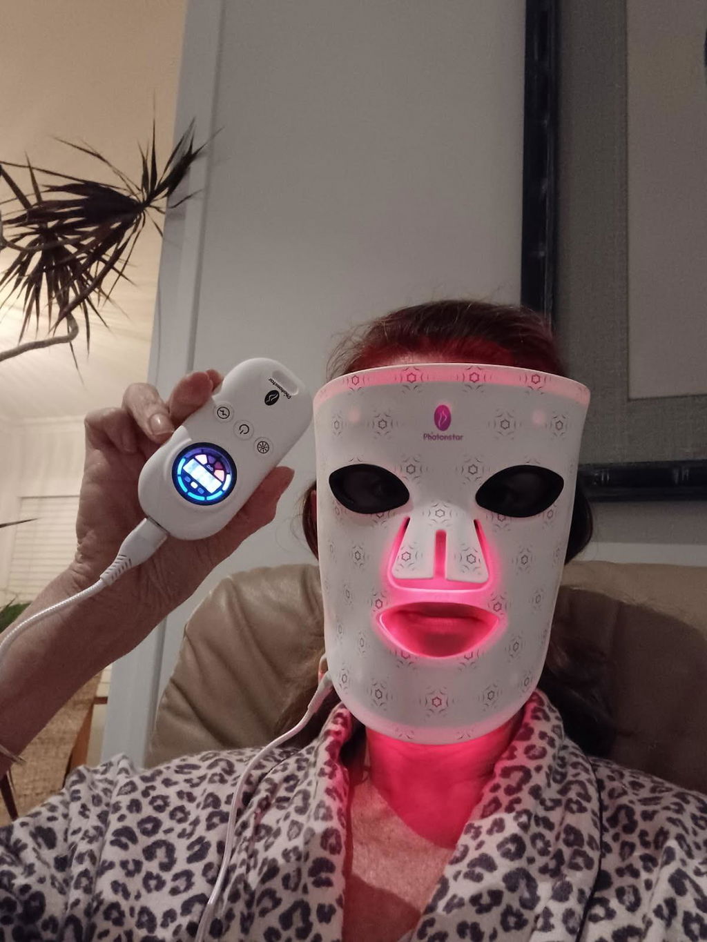 PHOTONSTAR SILICONE RED & NEAR INFRARED 64 LED LIGHT THERAPY FACE MASK