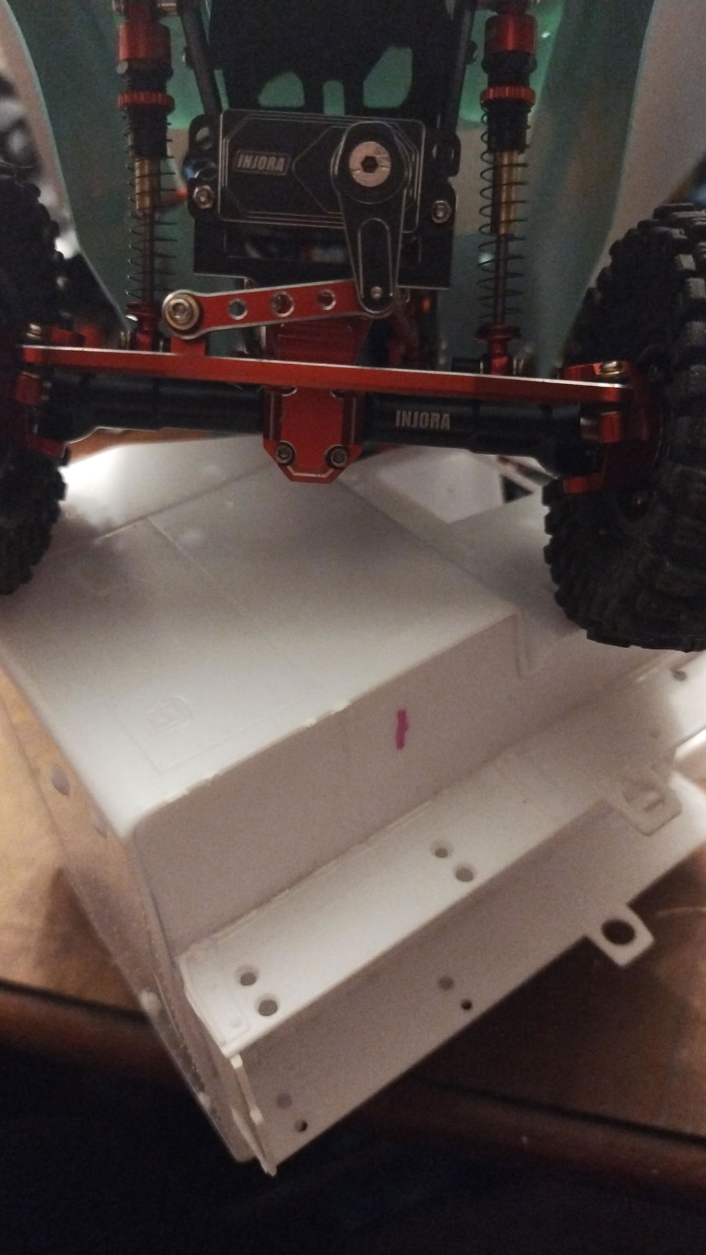 INJORA Abschleppkran & 2065-360 Winde Servo Für 1/24 SCX24 – Aluminium, Für RC-Crawler