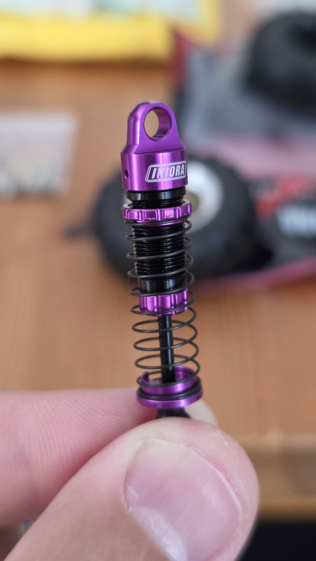 ボボ・ショーズ　24m INJORA 40mm Big Bore Oil Shock Absorber for 1/24 SCX24 FCX24M