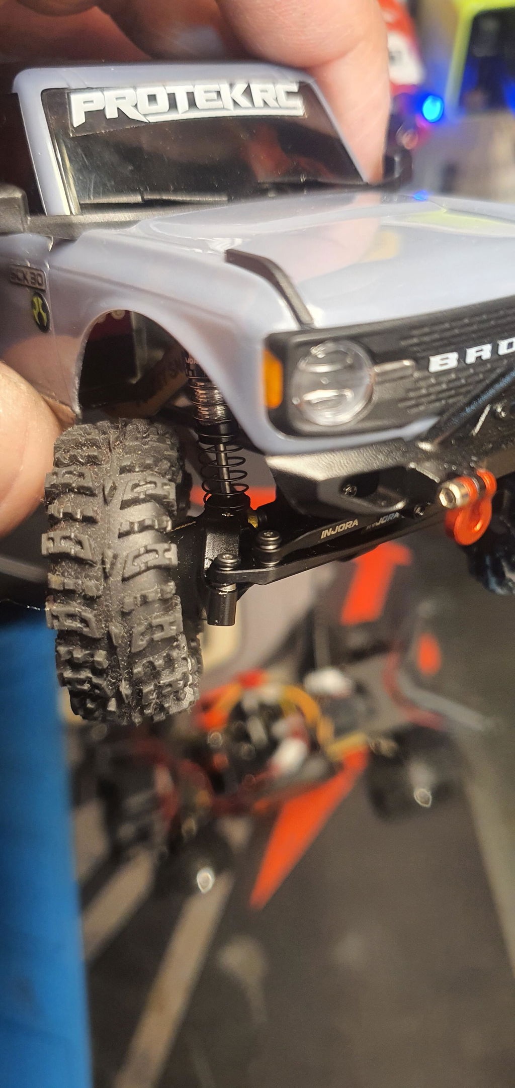 INJORA Plaque de Protection en Laiton à Revêtement Noir pour Axial SCX30 1/30 INJORA Plaque de Protection en Laiton à Revêtement Noir pour Axial SCX30 1/30