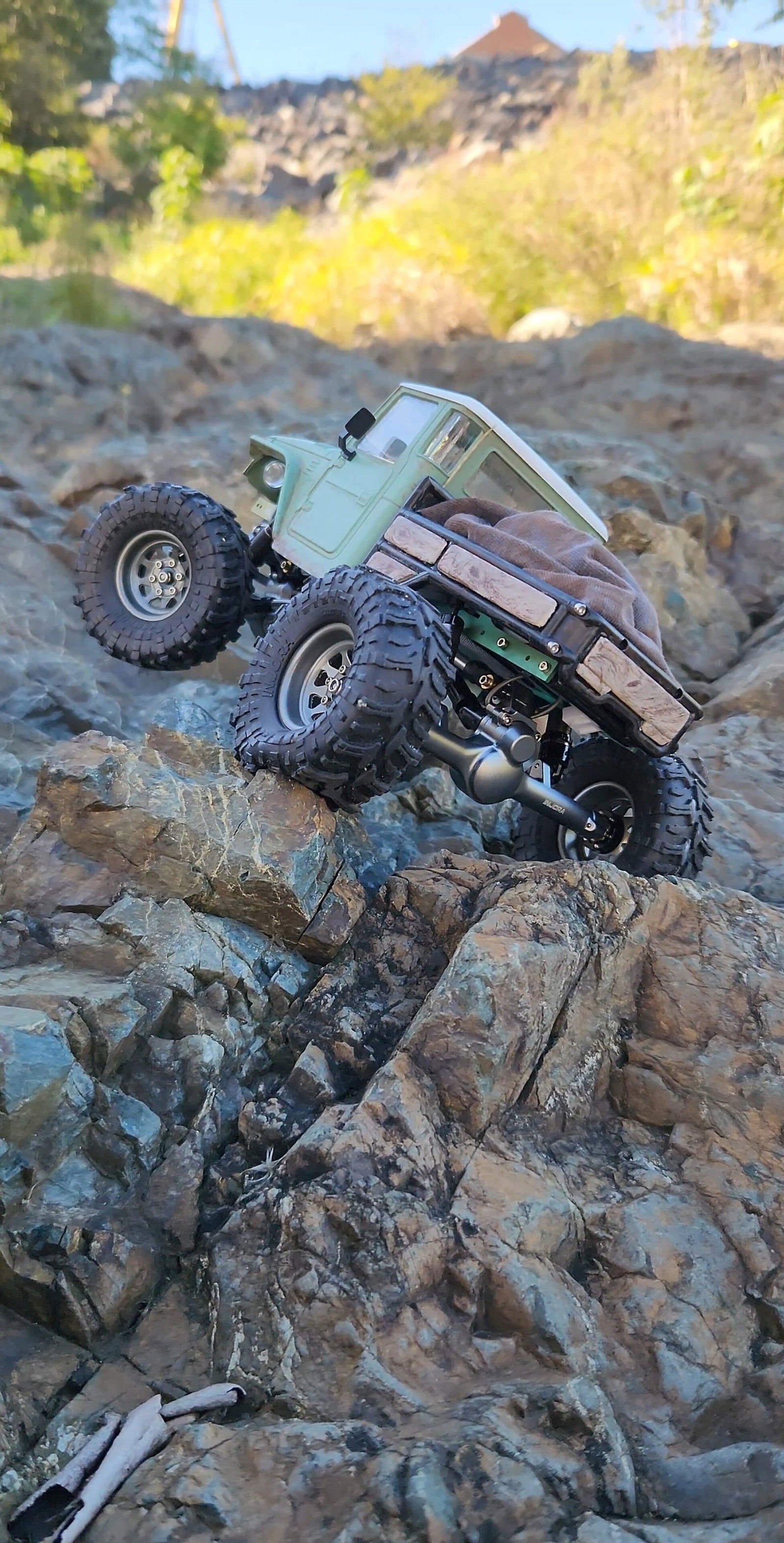 INJORA Rainbow Titanium LCG Chassis Kit for 1/24 SCX24