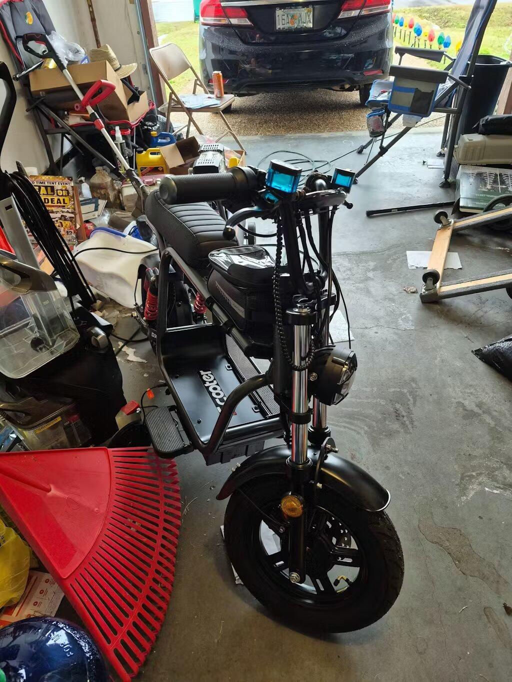 iScooter DX5 Electric Scooter
