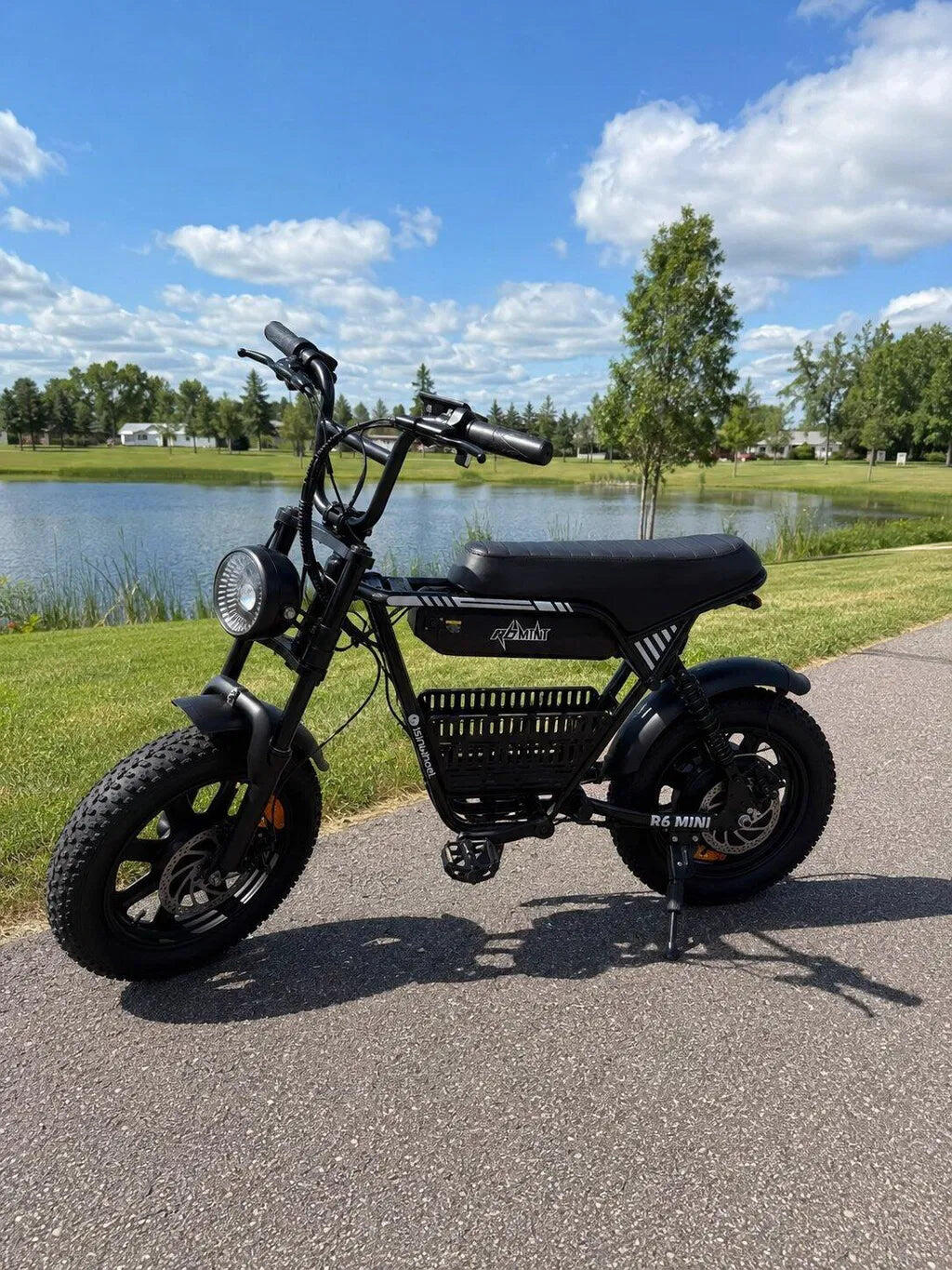 isinwheel R6 Mini Ebike