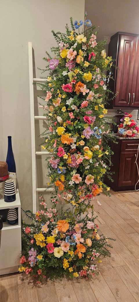 Aisle & Open-Ended Flower Arch in Colorful/Green