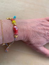 Unieke, handgemaakte armbandjes met keramiek visje