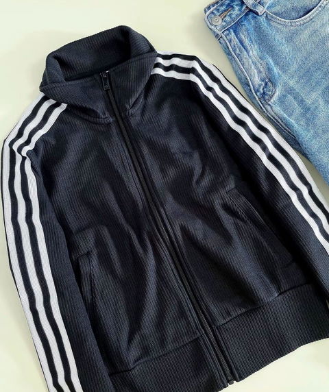 Stand collar jacket + high waist skirt sports suit