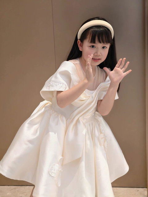 Off-Shoulder Lace Appliqué Dress - Toddler Formal Party Gown D254