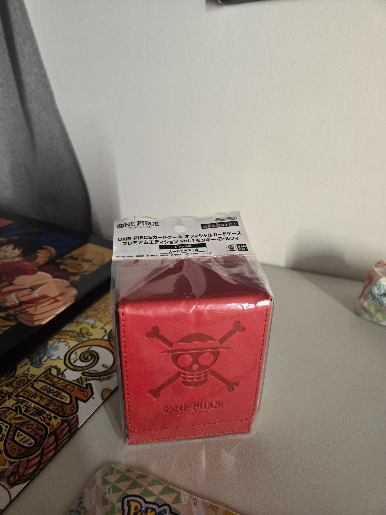 BANDAI ONE PIECE CARD GAME Official Card Case Premium Edition vol