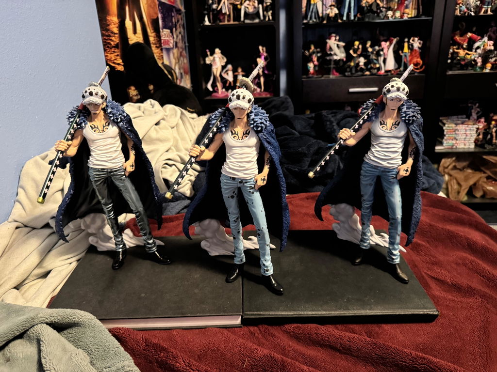 Banpresto Kuji Premium One Piece Vol.5 - Trafalgar Law (3 Types)