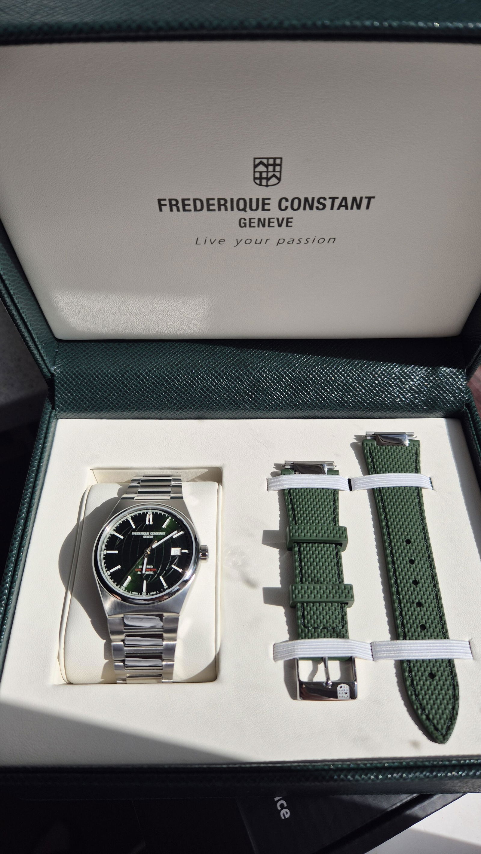 Buy FREDERIQUE CONSTANT Classics Ladies FC-200M1ER32B at Juwelier