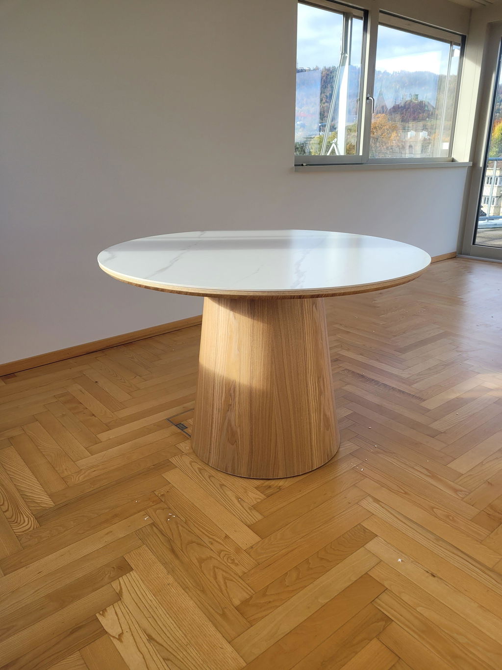 Almira Esstisch Round