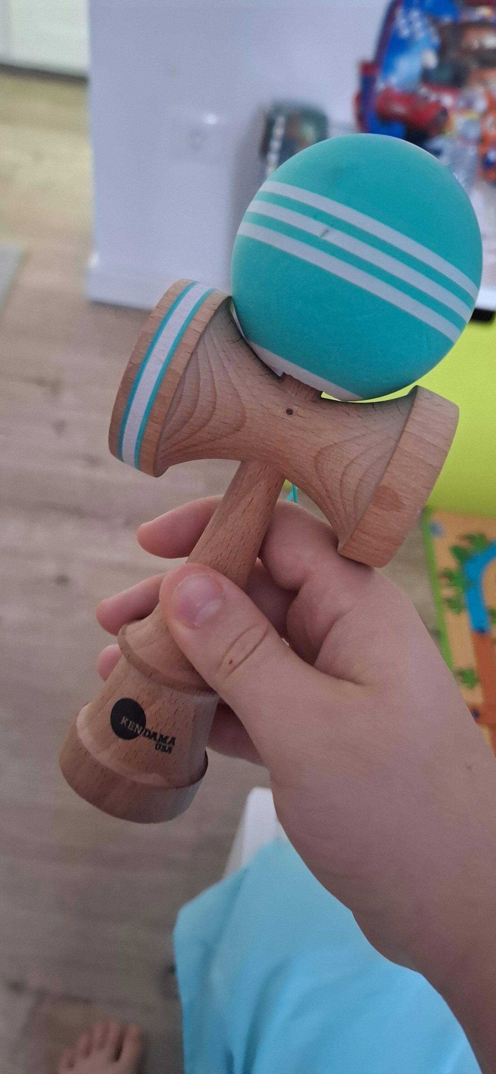 Kendama USA - Kaizen Triple Stripe - Jet Shape - Black & Mint