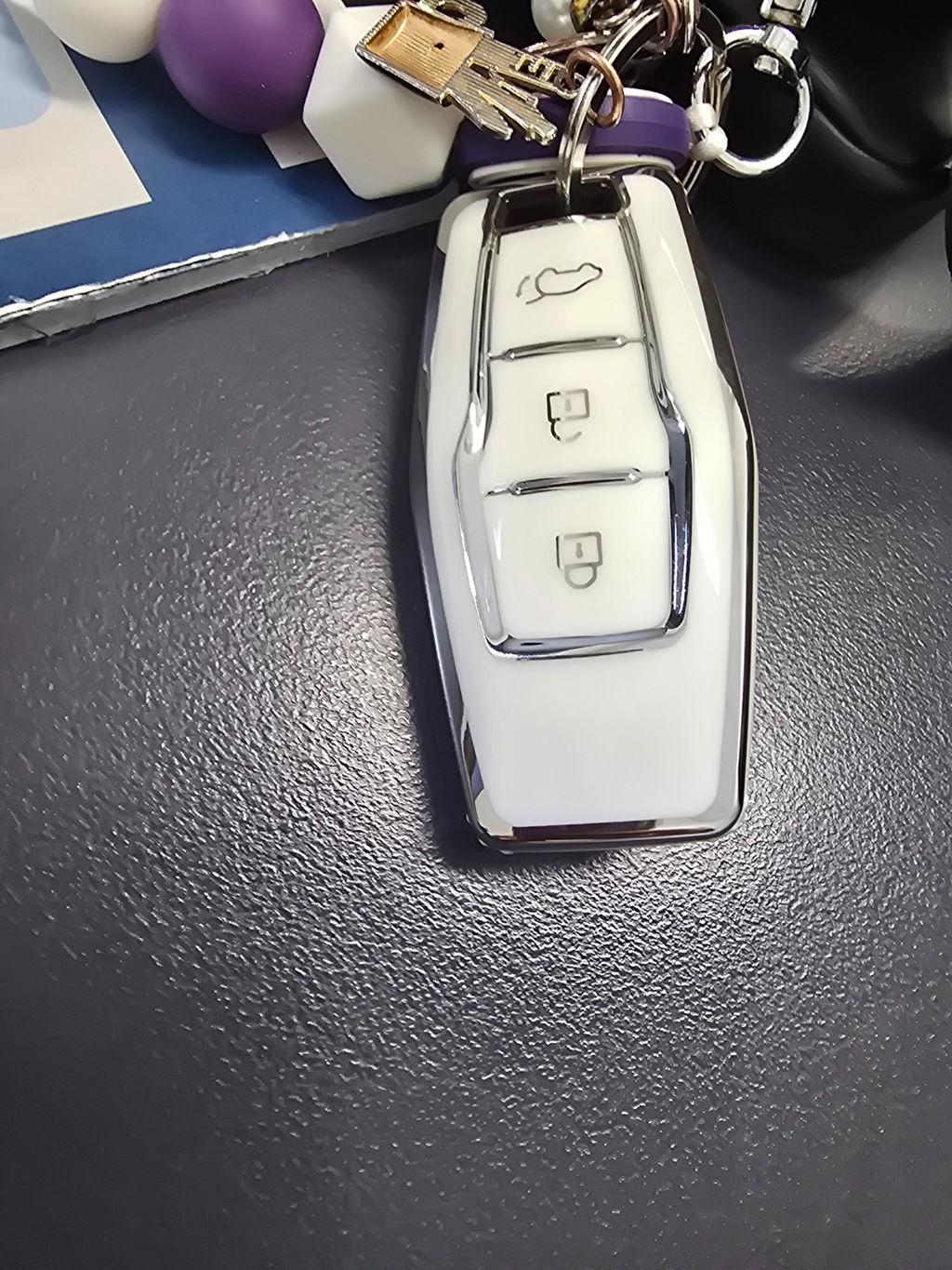 Mitsubishi key cover - 3 Button Silver Trim | 2021+ | Outlander key cover