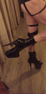 Kinky-shoes