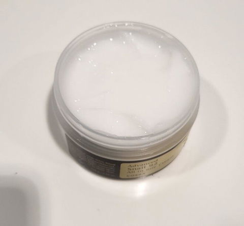 [COSRX] Crema Todo-en-Uno con Mucina de Caracol 92%