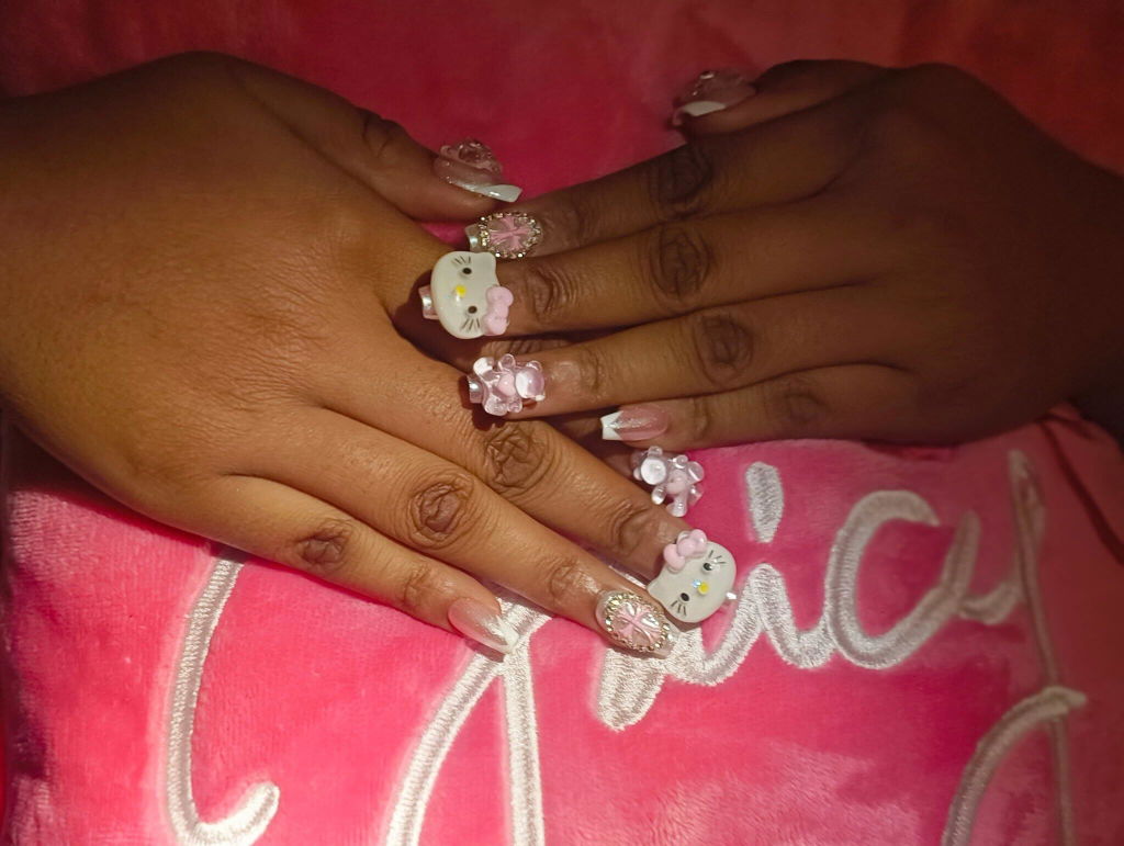 Big Head Kitty - Cute Kawaii Handmade Press On Nails