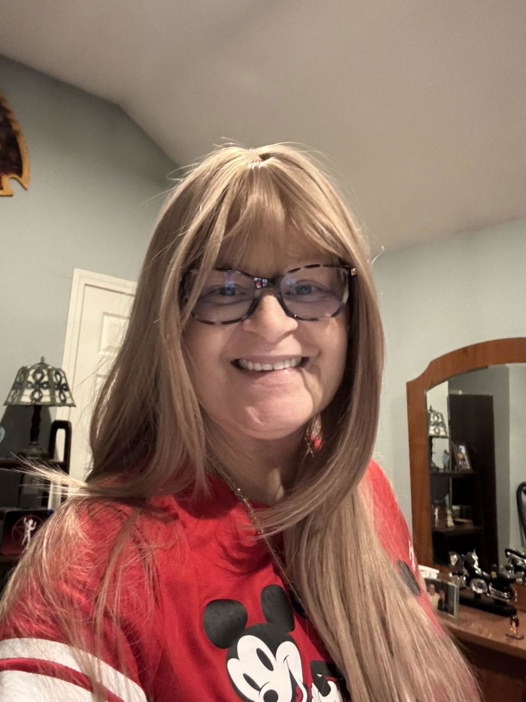 27-inch Rose Gold-tinted Champagne Blonde Layered Straight Cut w/ Fettered Bangs Synthetic Wig