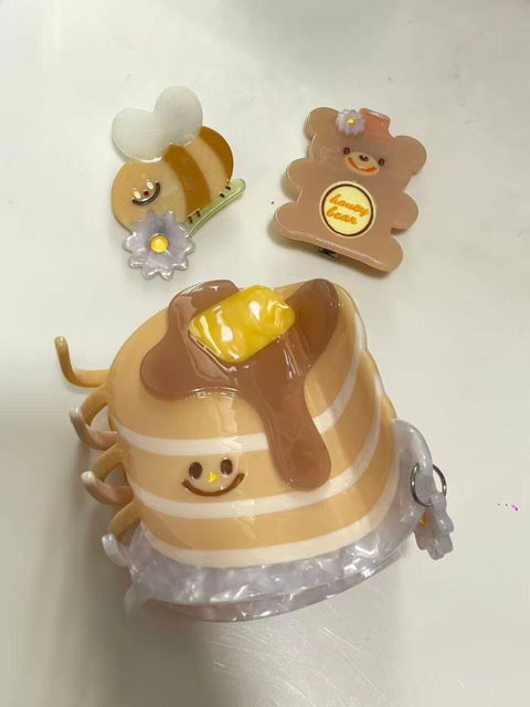 Butter Muffin Hair Claw & Bee  Bear Hair Clip Set