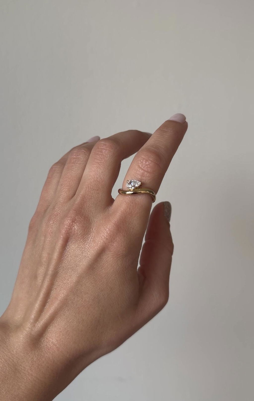 Nina丨Prong Pear Lab Grown Diamond Wave Ring