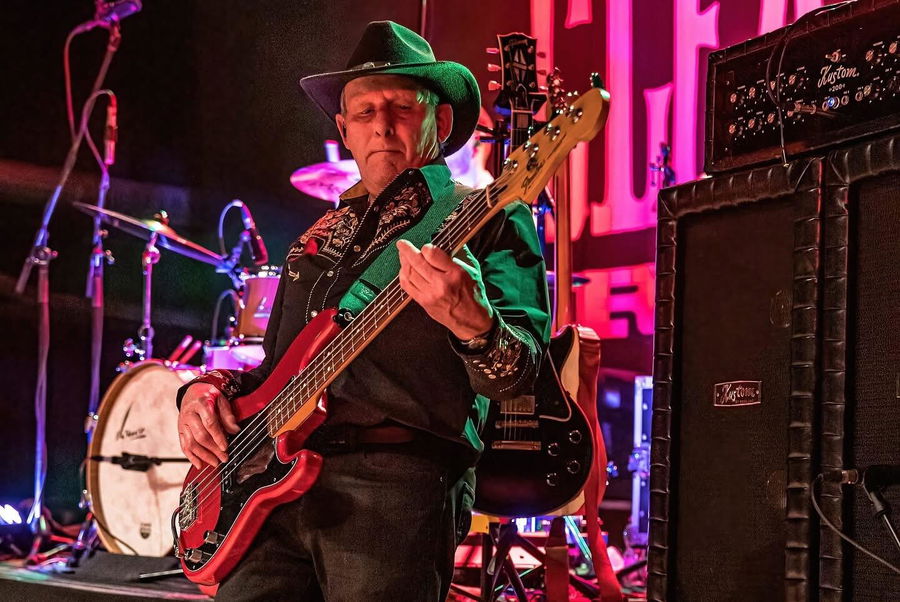 Bob Bampton