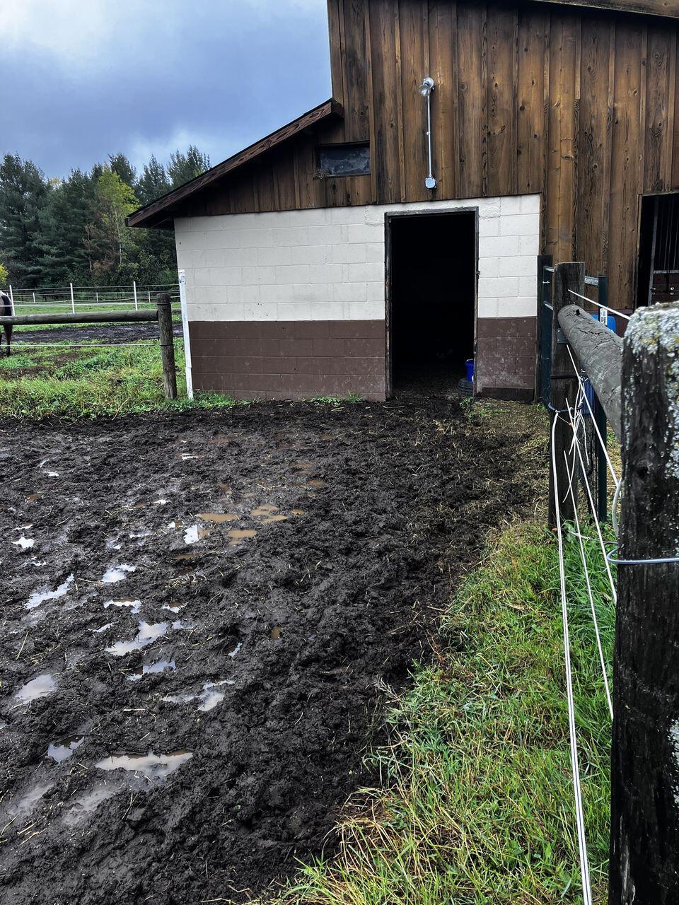 Lighthoof Equine Mud Management Panel