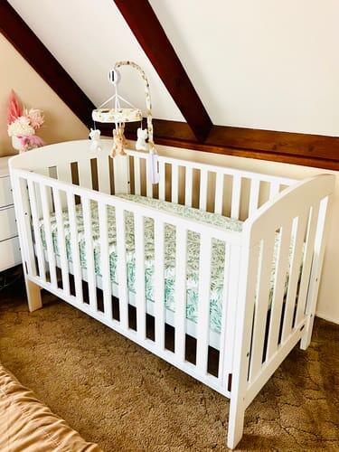 Cot Waterproof Sheet - Organic Leaf