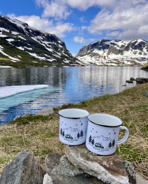 Personalisierte Emaille Camping Tasse "Campingvan mit Aufstelldach"