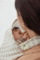 Feed Anywhere Nursing Cover - Houndstooth Neutral