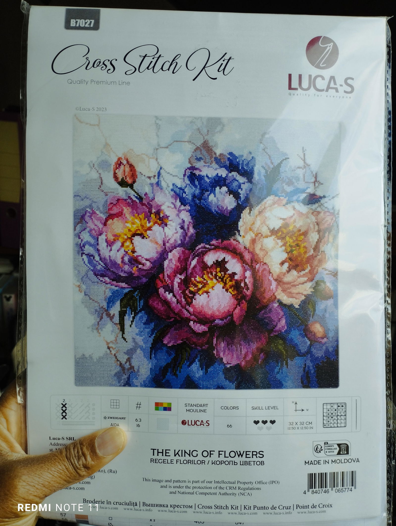 Cross Stitch Kit Luca-S - New York City, USA, PK03