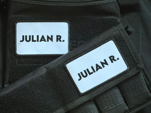 Personalisierbares Patch mit Klett – Eigenes Logo, Name, Flagge, QR Code, ab 1 Stück