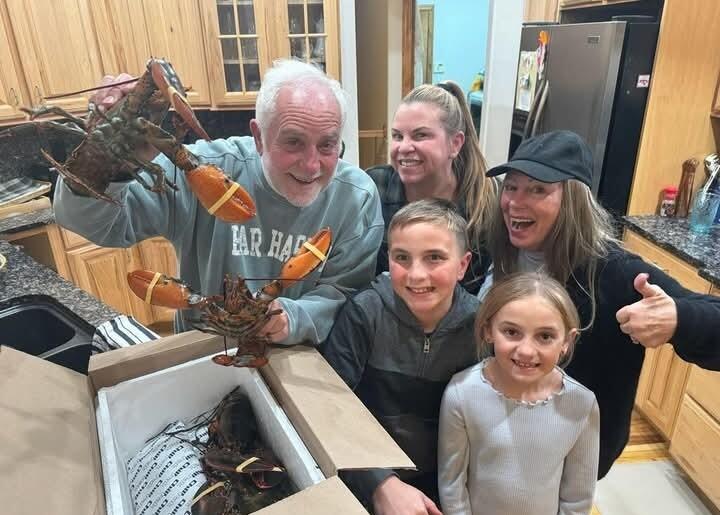 2 lb Live Maine Lobster
