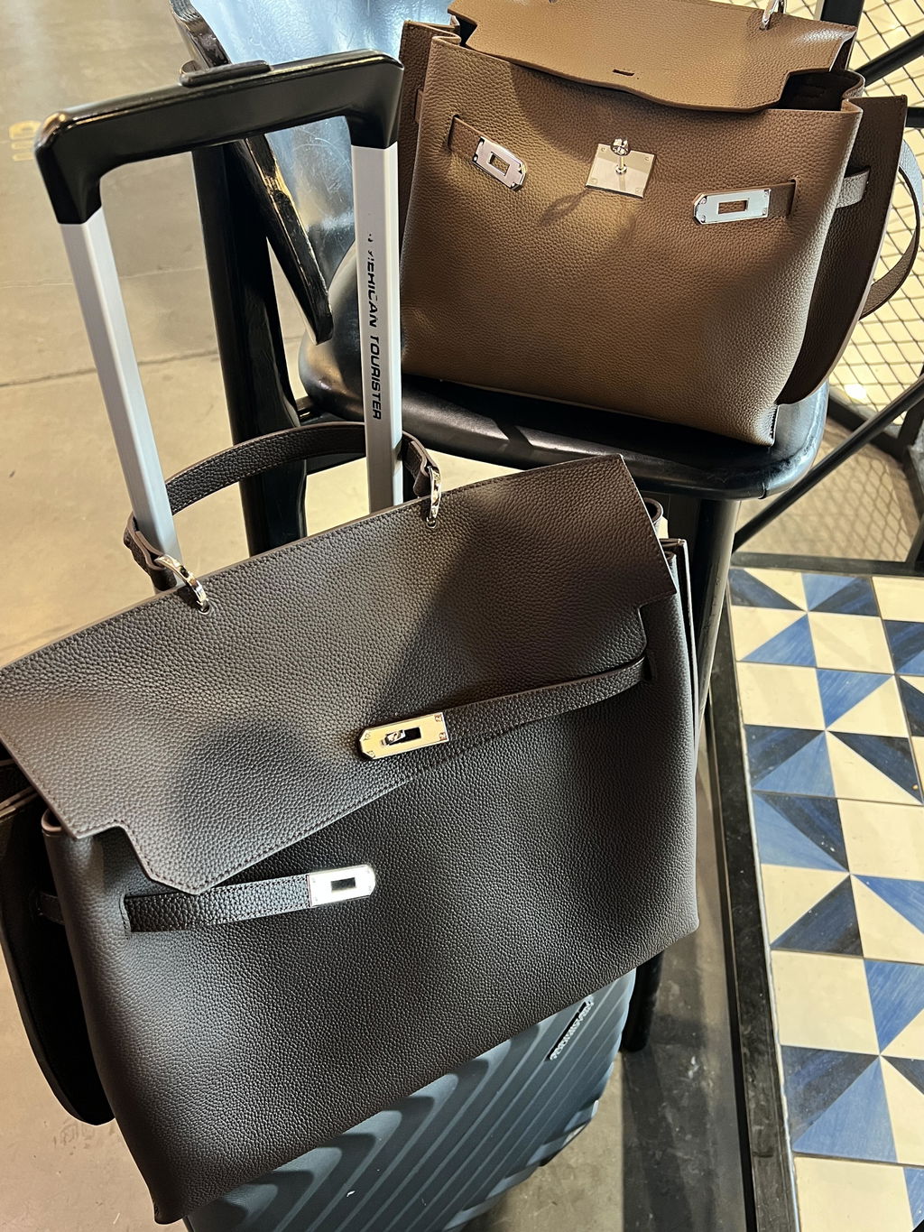 AURA DAILY BAG - DARK TAUPE