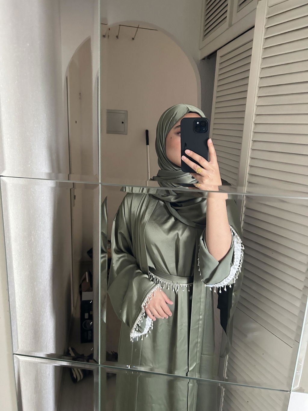 Satin Abaya With Matching Belt Made Of Diamond Tassel (MOA010)
