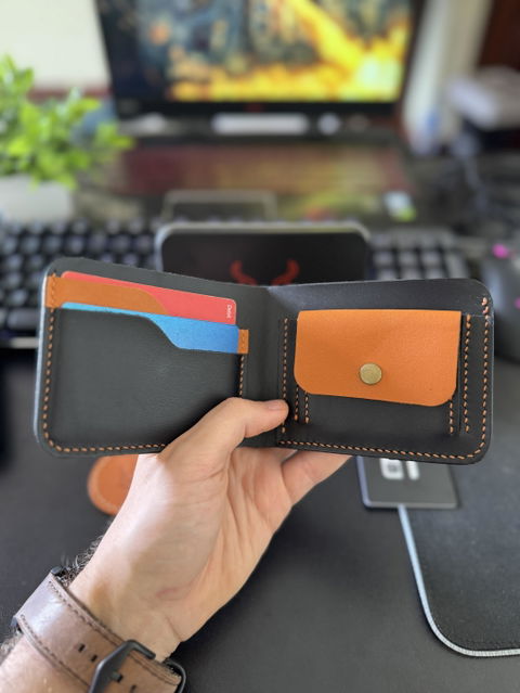 Classic Slim Bifold Wallet | Hunza Fold