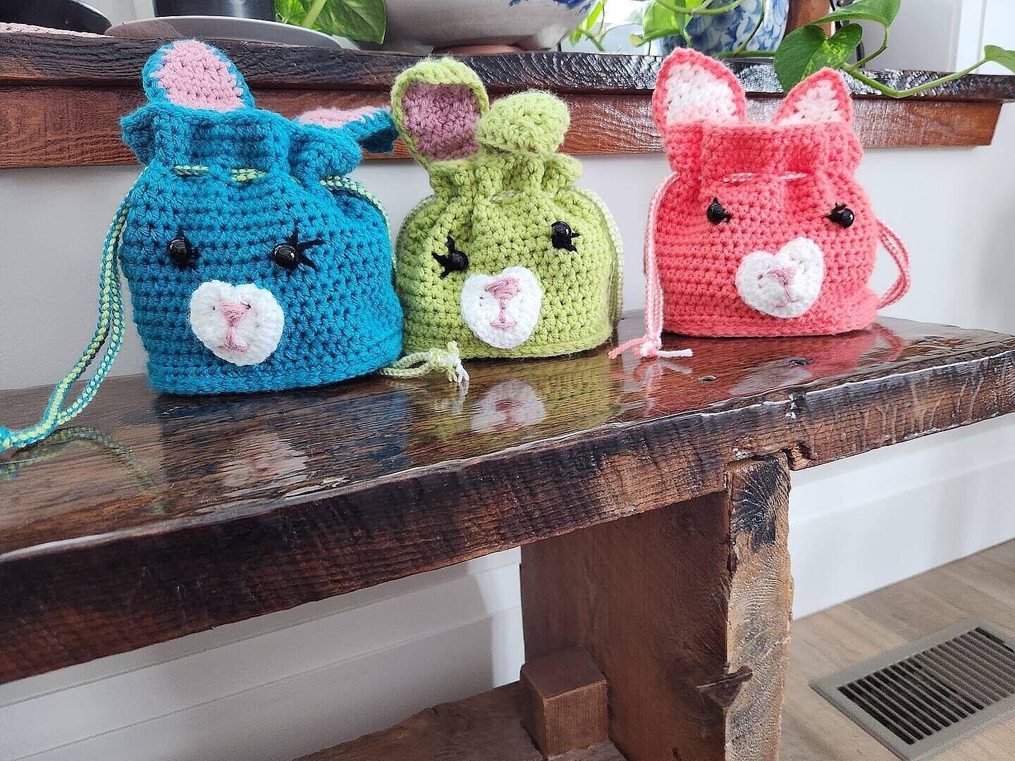 Cottontail Treasure Bags – Mary Maxim