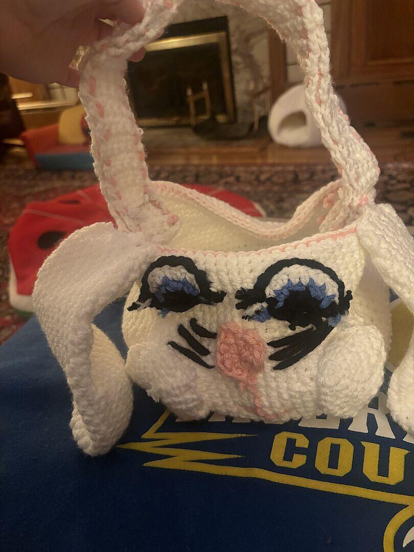Easter Bunny Basket – Mary Maxim