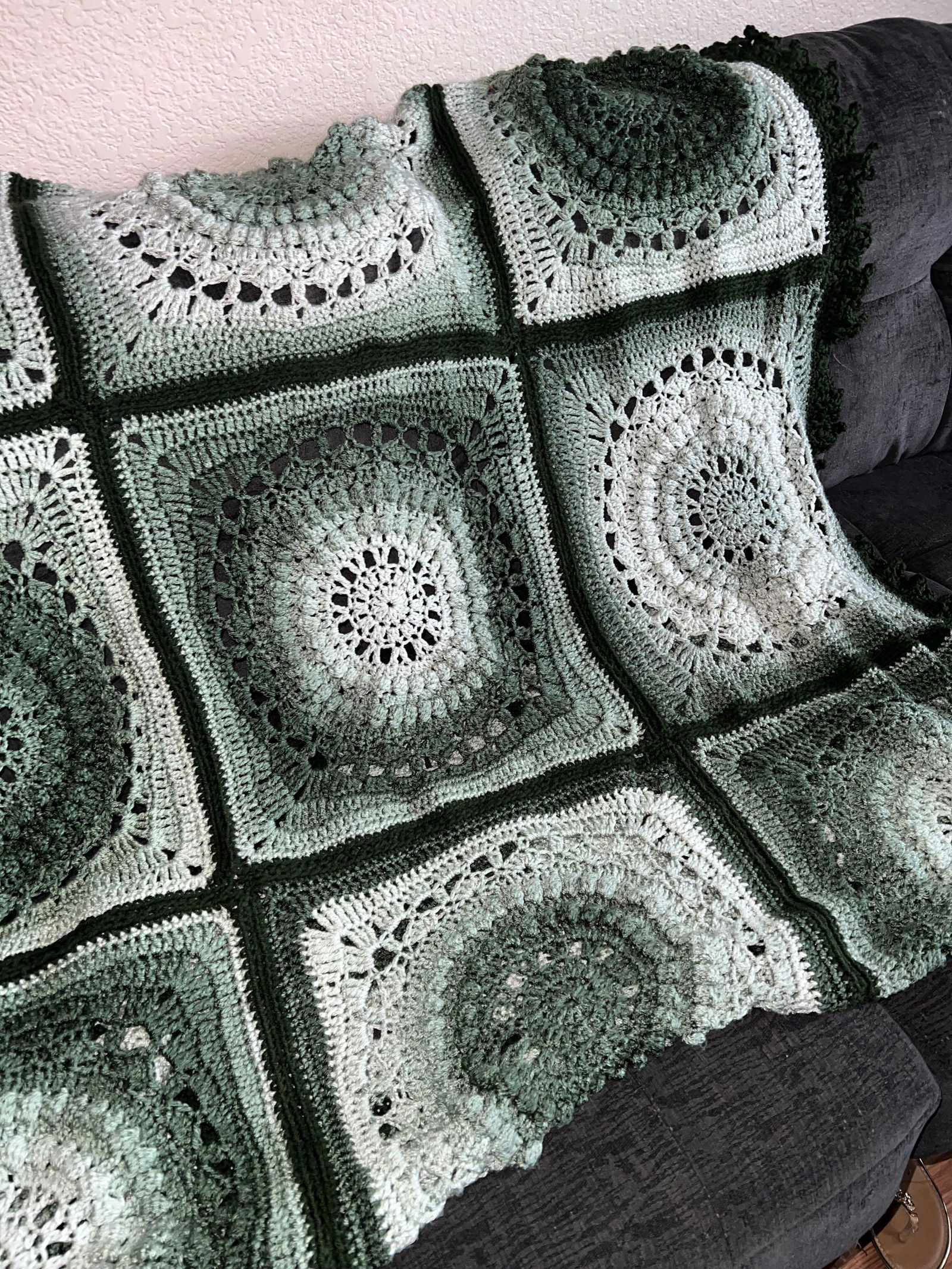 Echoing Keys Blanket – Mary Maxim