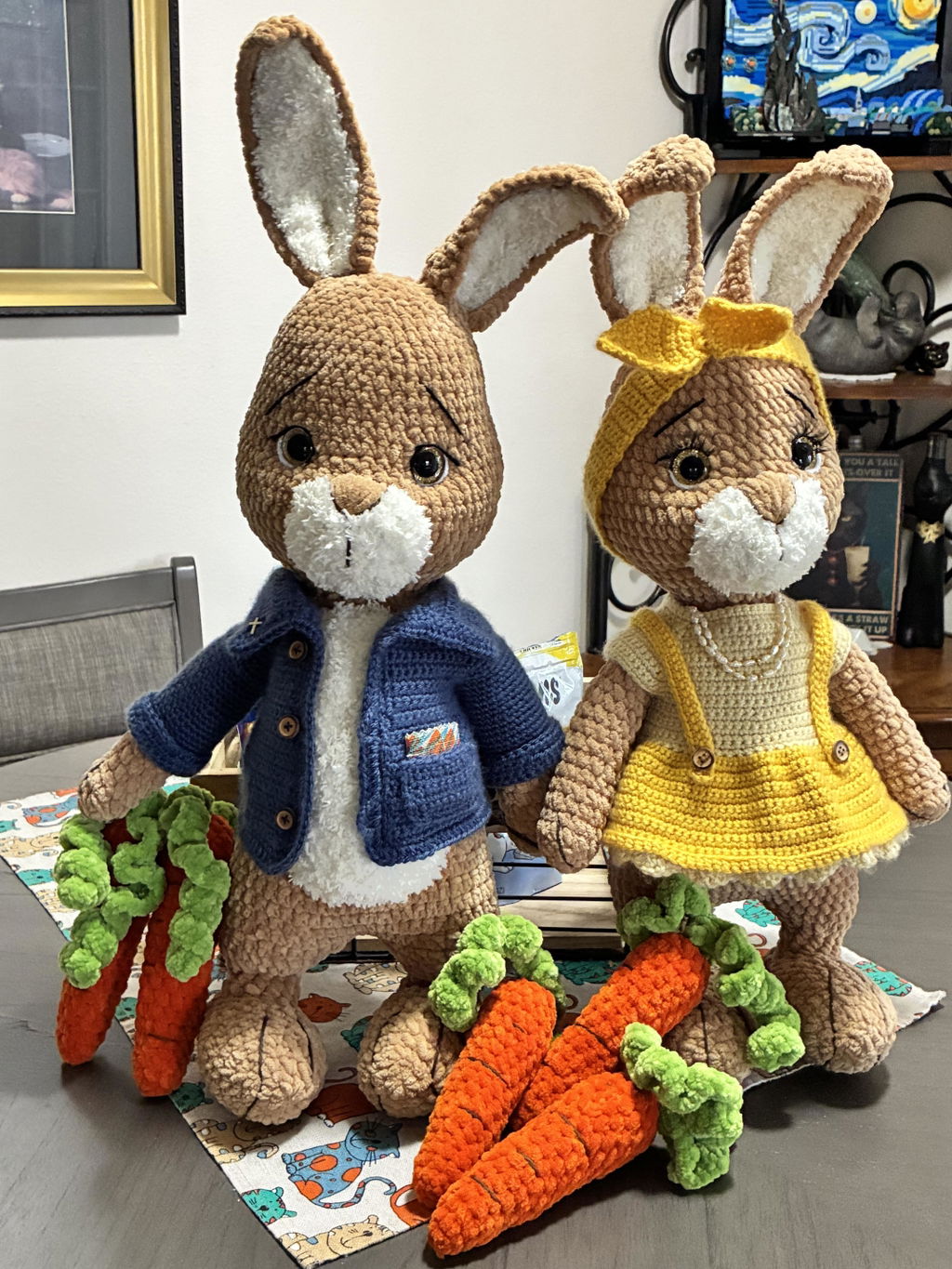 Peter Rabbit & Friend – Mary Maxim