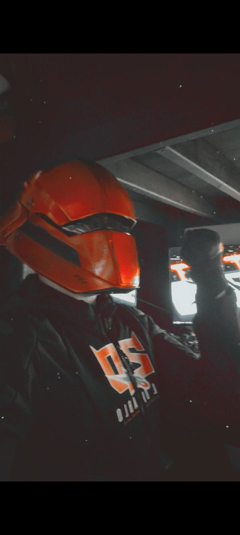 UF-50 Bloodhound Helmet