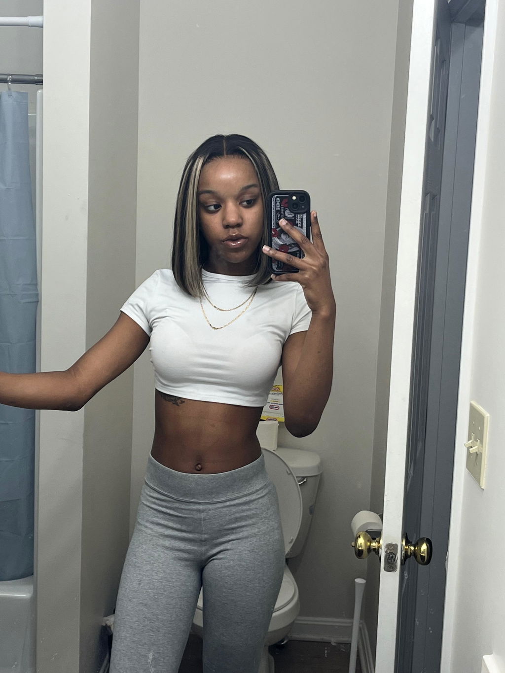 Megalook Bogo Free 13x4 Lace Frontal Invisible Knots Glueless Balayage Straight Bob Wigs Realistic Hairline
