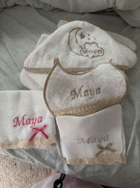 Pack Muselina y babero Personalizada encaje Camel