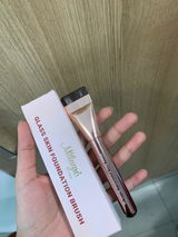 Glass Skin Foundation Brush 18