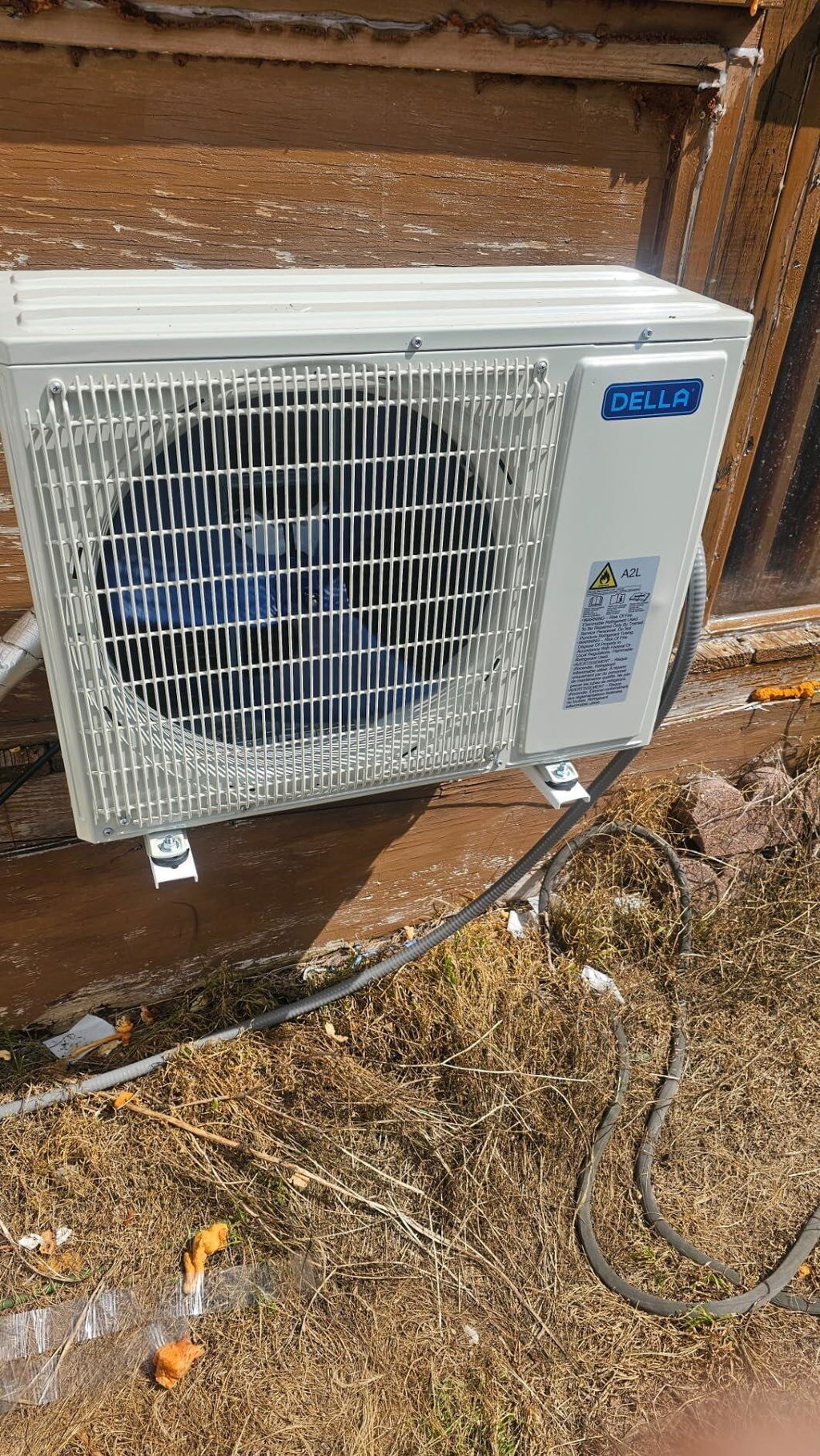 Della Umbra Series 12000 BTU SEER2 17 Mini-Split Heat Pump AC - Up to 550 Sq.Ft.