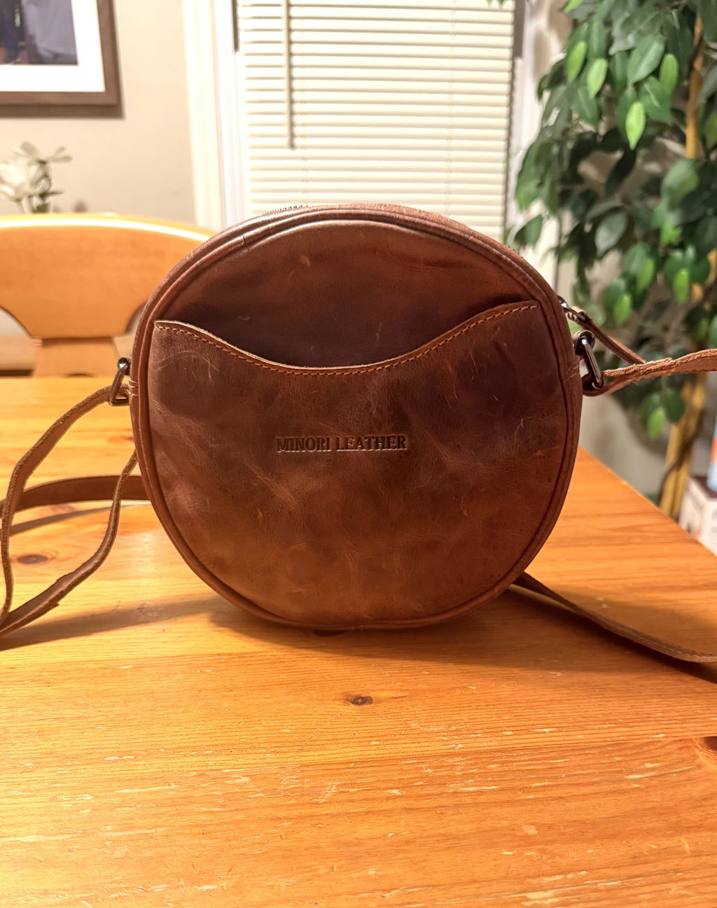 Luna Leather Round Crossbody Bag – Women's – Chestnut, Brown & Hair-On Brown