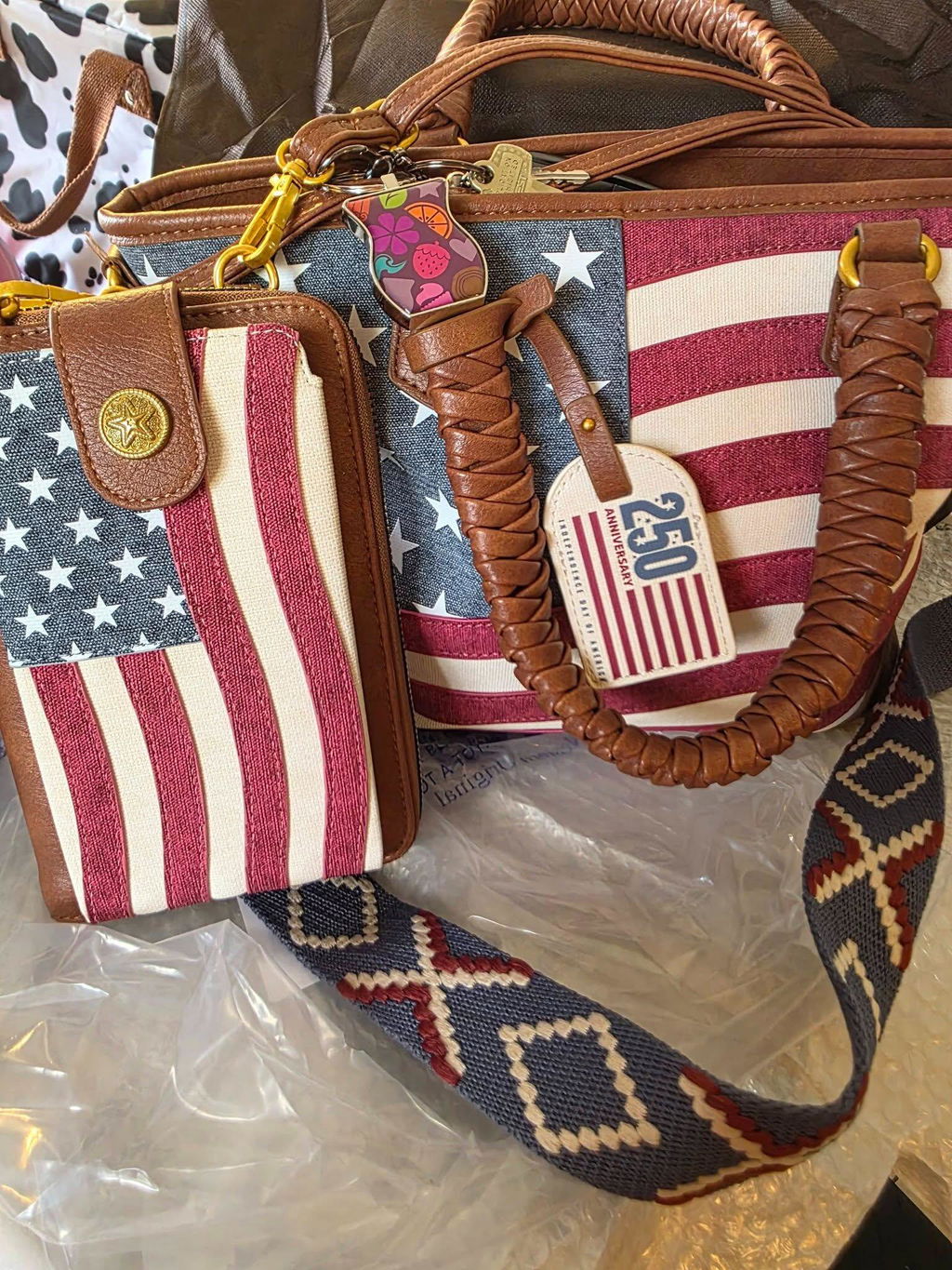 Montana West Vintage American Flag Tote Bag