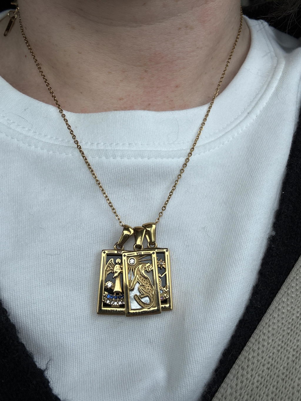 LET FATE CHOOSE YOUR NECKLACE